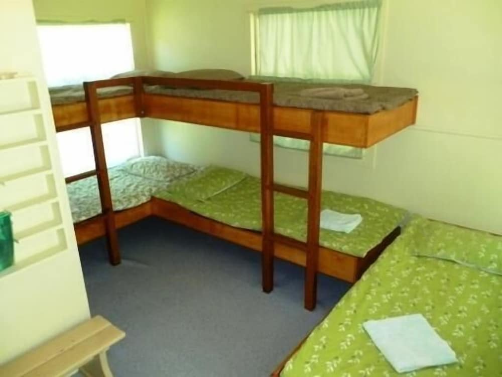 Christmas Creek Cafe & Cabins