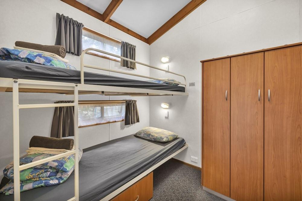 Metung Holiday Villas