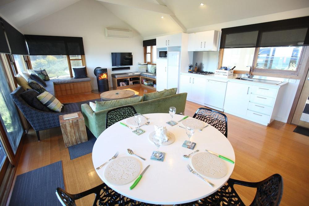 Points South By The Sea