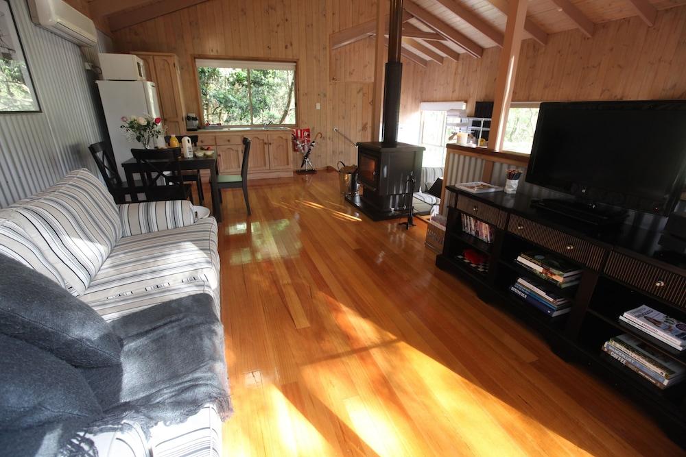 Belle's at Montville