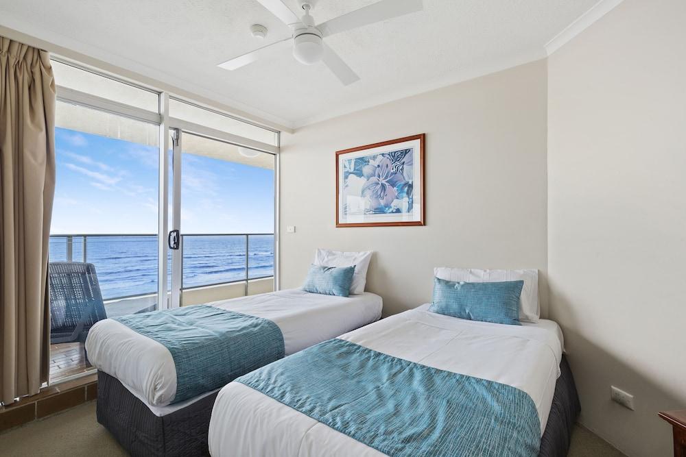 Foreshore Apartments