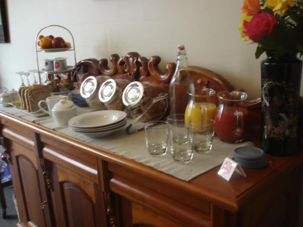 Hazel House Boutique Bed & Breakfast