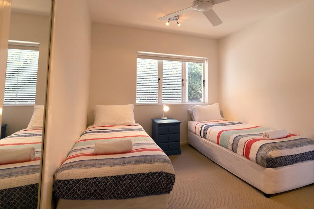 Aqua Promenade Beachfront Apartments