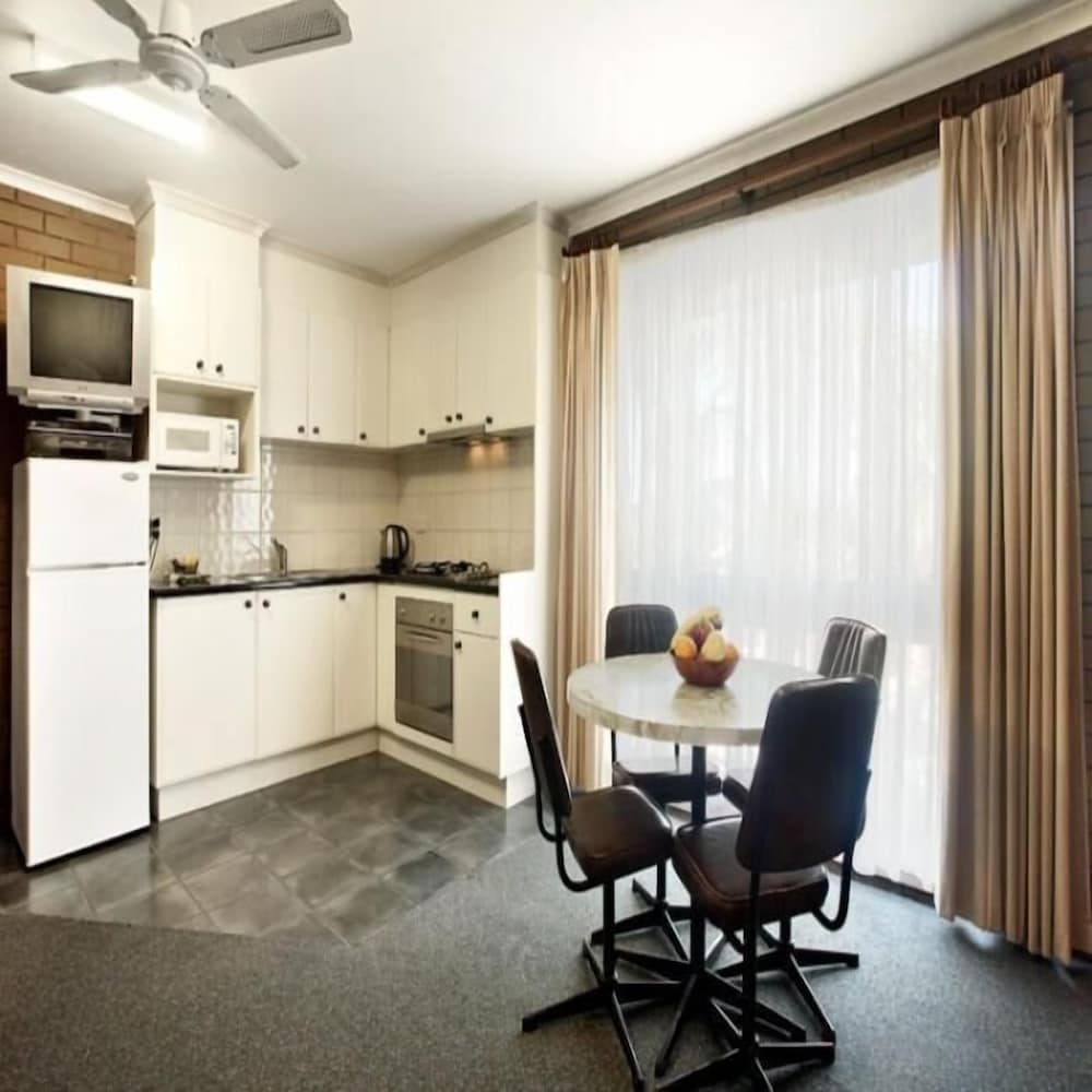 Paradise Holiday Apartments