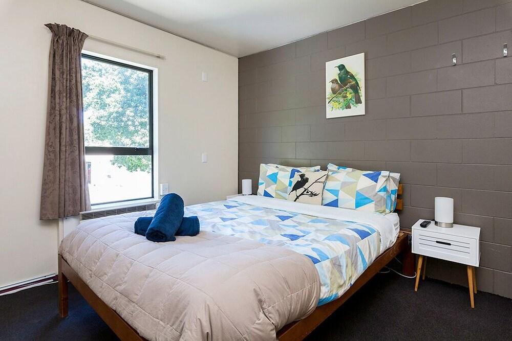 Around The World Backpackers