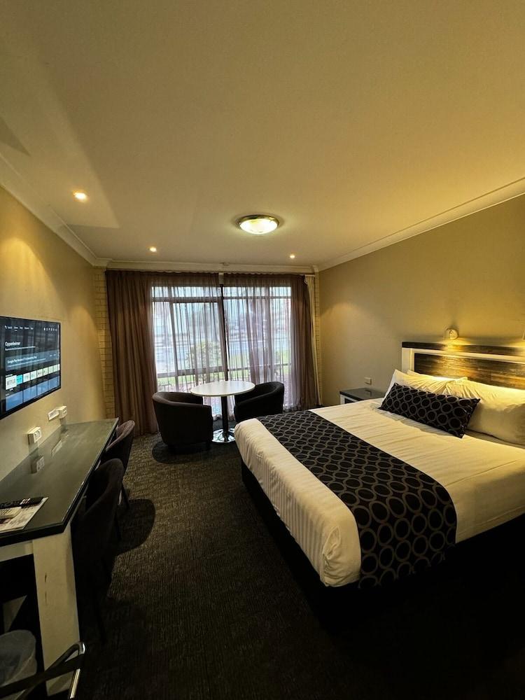 Acacia Motel Griffith