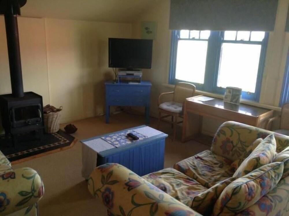 Mindacowie Seachange