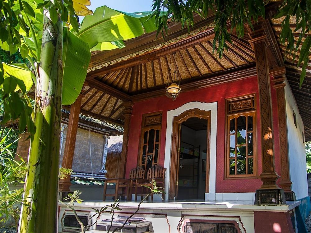 Nusa Garden Bungalow