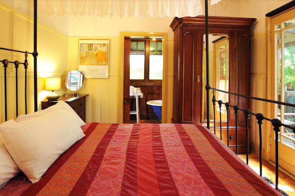 Como Cottages Accommodation