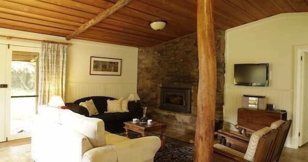 Wombat Hills Cottages