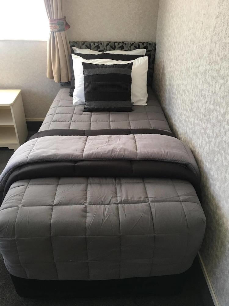 Deco City Motor Lodge