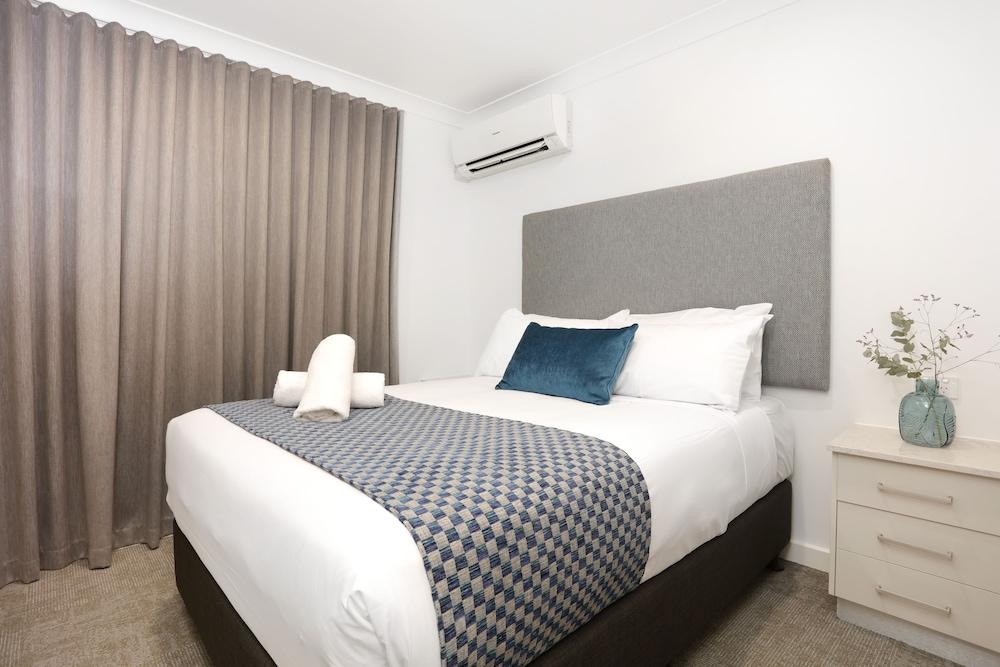 Southport Motel & Apartments