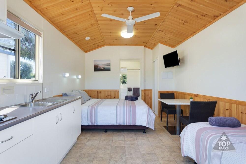 Harbour Lights Tourist Park