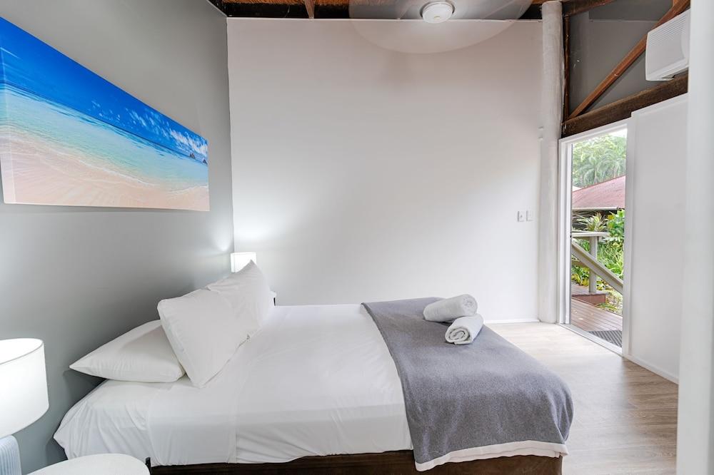 PKs Jungle Village - Hostel