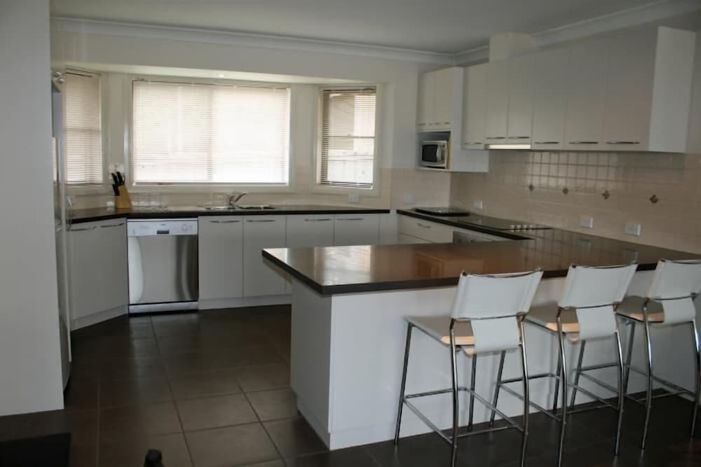 Breakaway Apartments