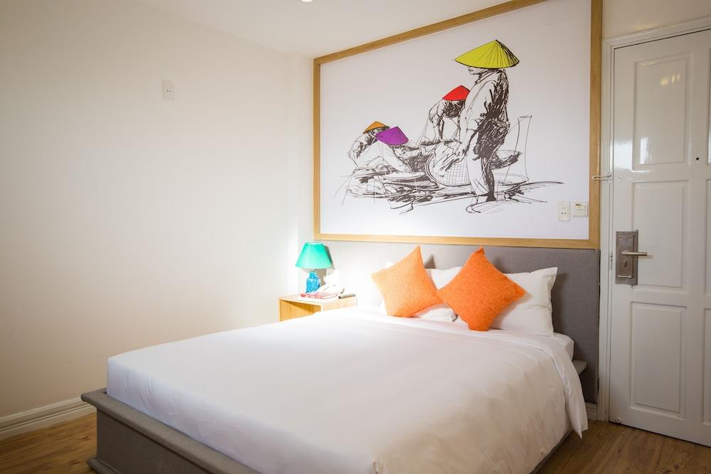 Cocochine - a VIE collection