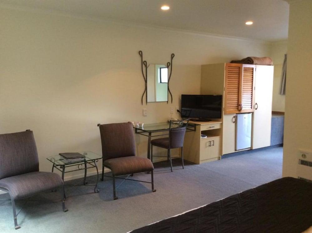 Chancellor Motor Lodge & Conference Centre