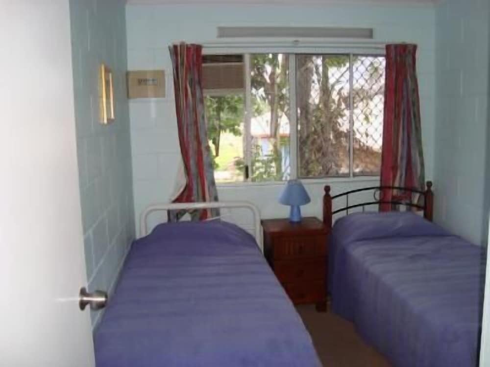 Coral Reef Apartments