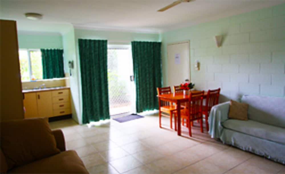 Coral Reef Apartments