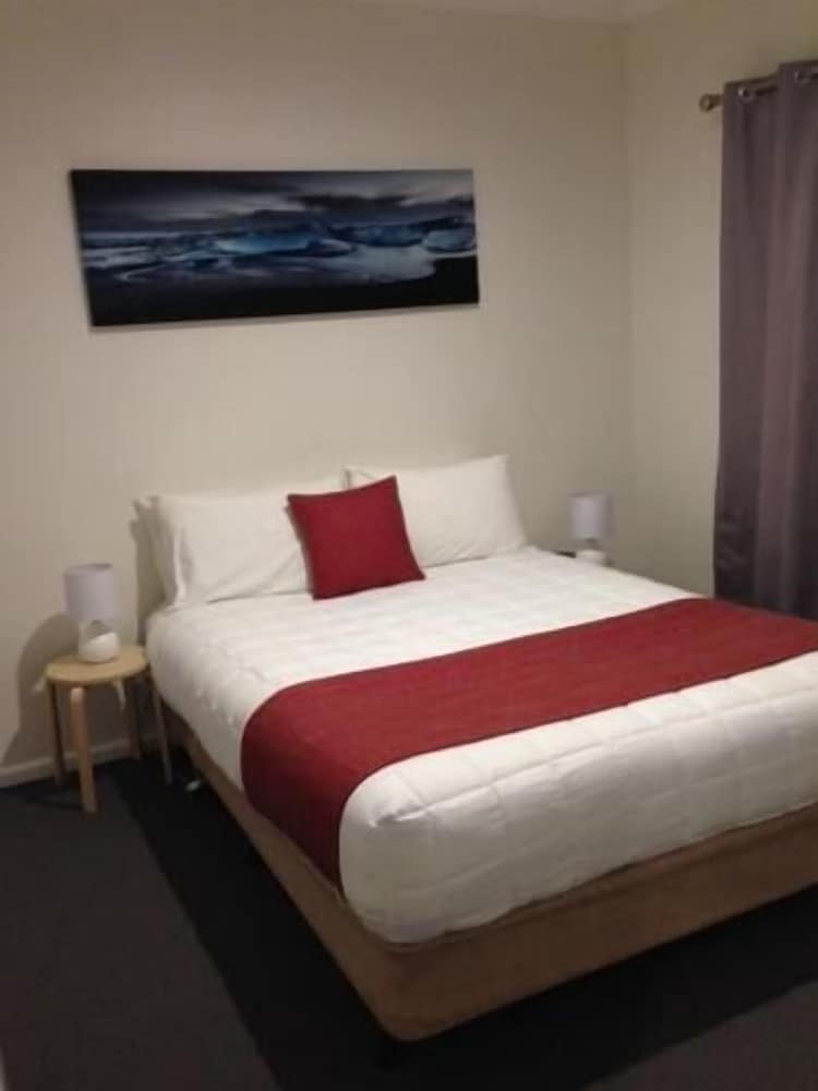 Colonial Lodge Motor Inn Yass