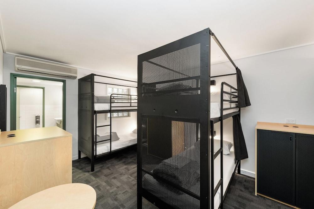 YHA Brisbane City