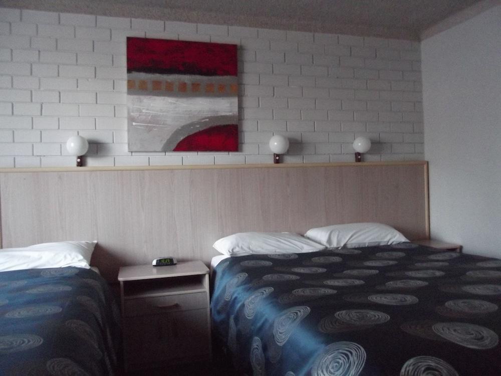 Centabrook Motor Inn