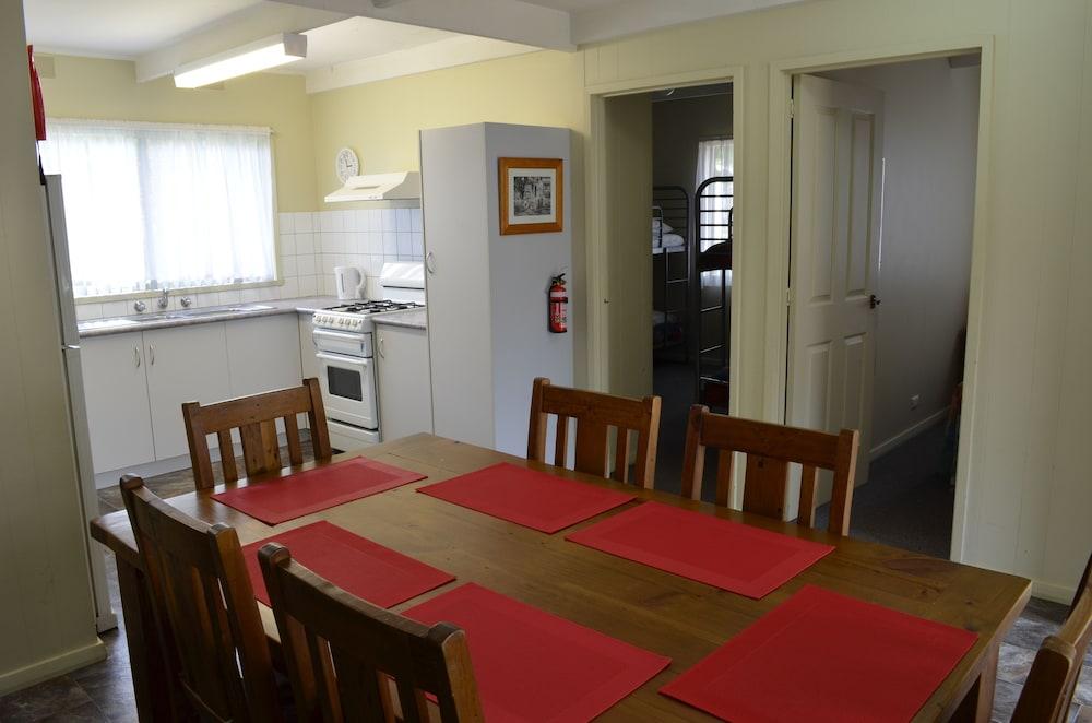 Porepunkah Pines Holiday Park