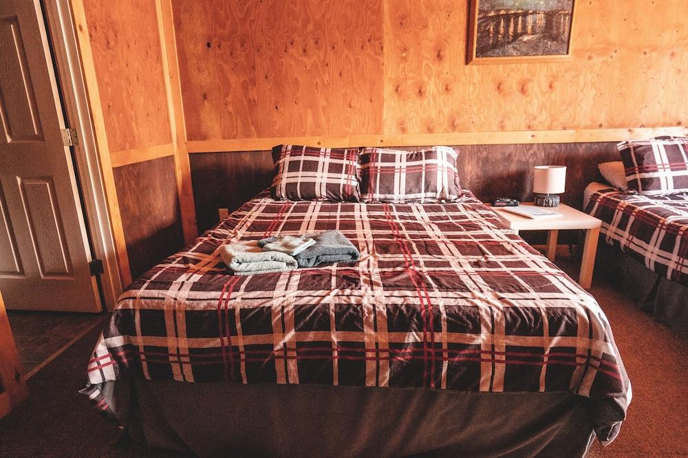 Mountain View Cabins