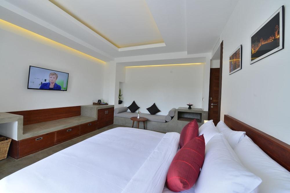 Solitaire Damnak Villa Hotel