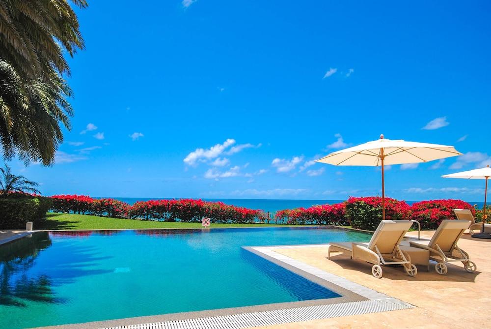 The Cove Suites at Blue Waters Resort and Spa