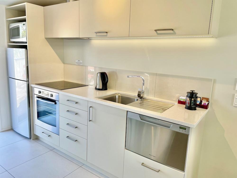 Bailey's At The Beach Motel