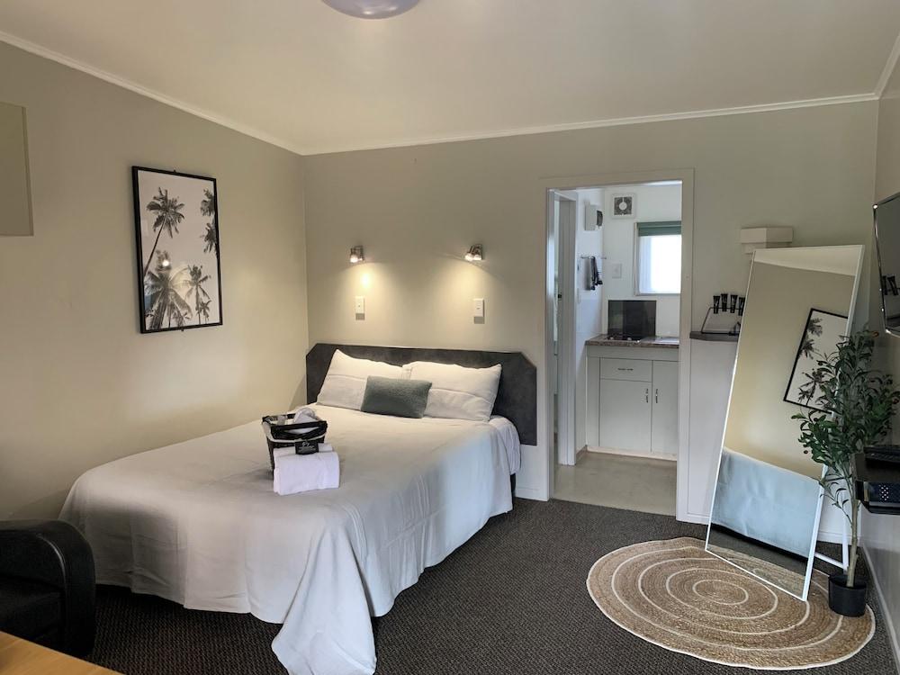 Travellers Inn Motel