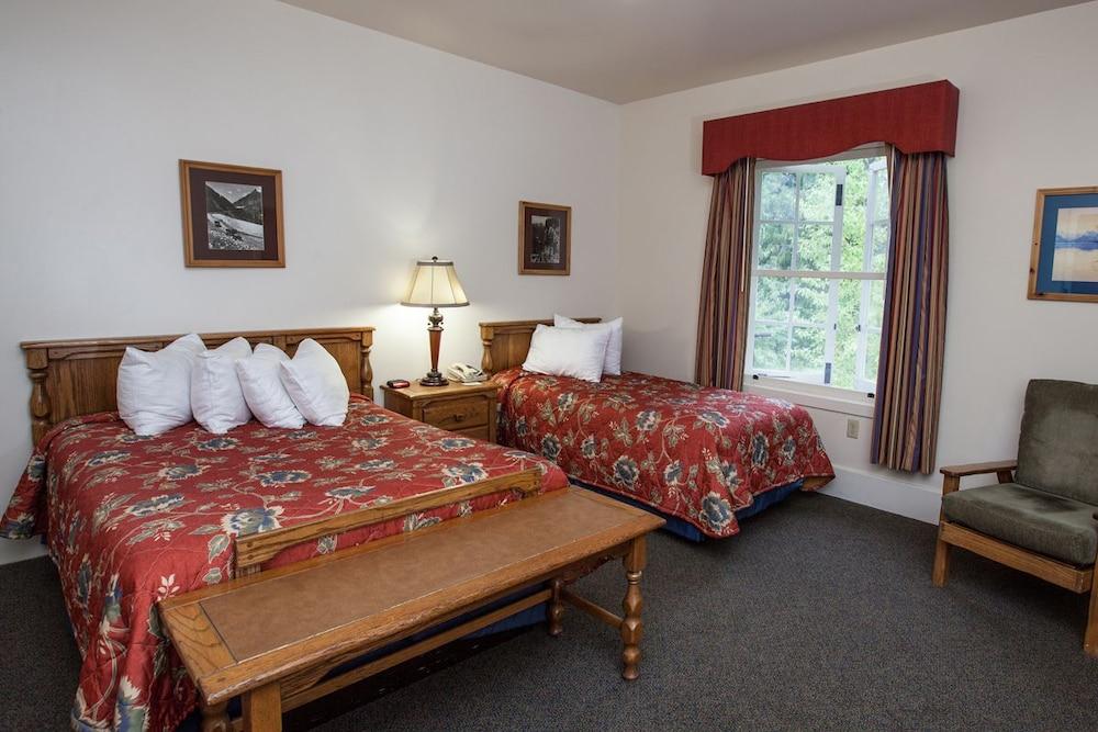 Lake McDonald Lodge - Inside the Park