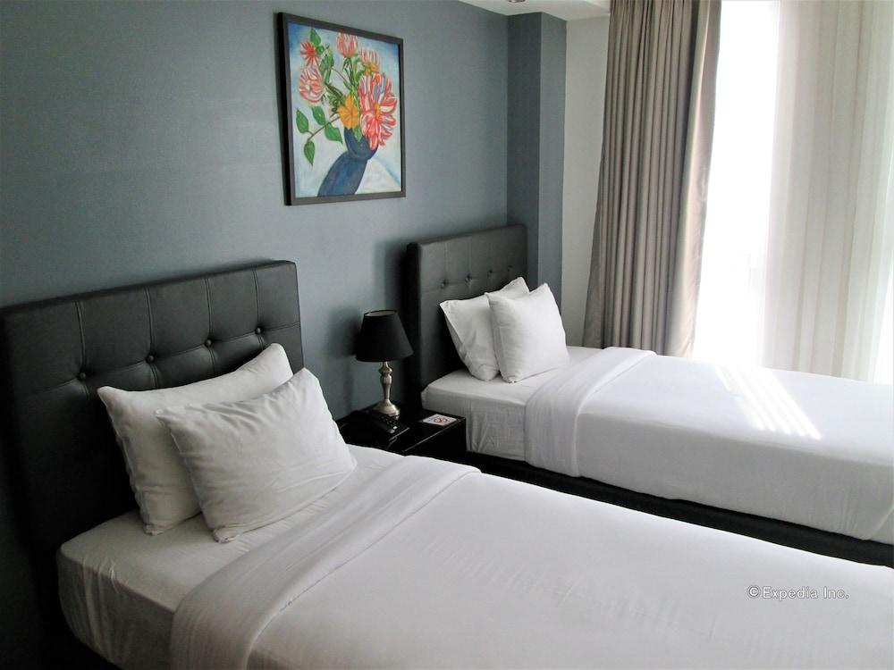 Upperhouse Hotel Formerly Pacifico Boutique by Hiverooms