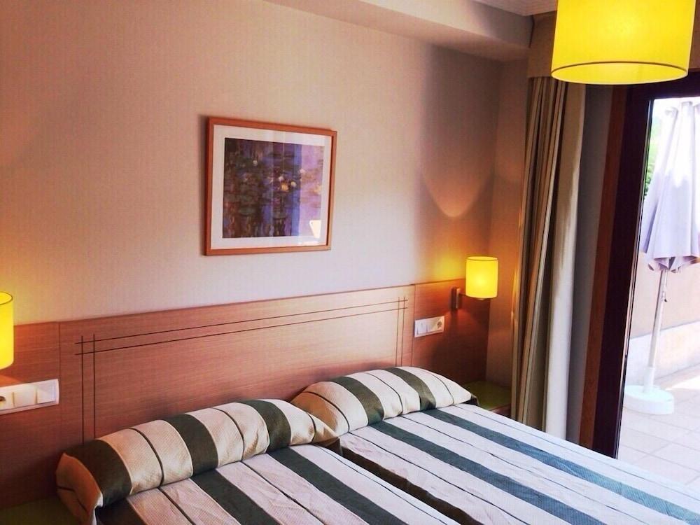 Complejo Turístico Raeiros