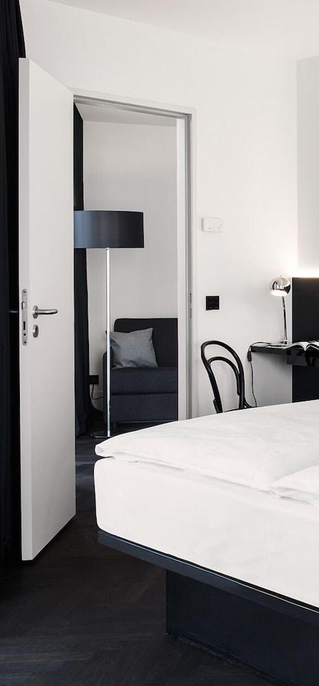 Hotel AMANO Grand Central