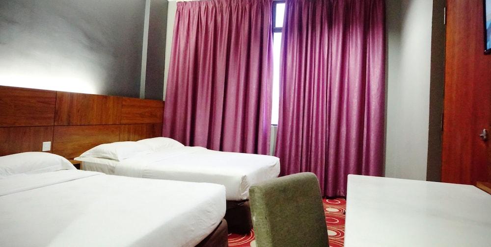 Langgura Baron Resort