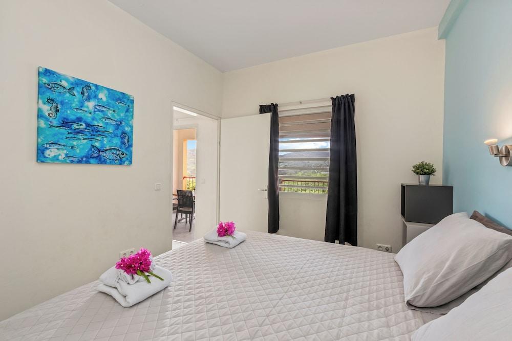 Bahia Apartments & Diving