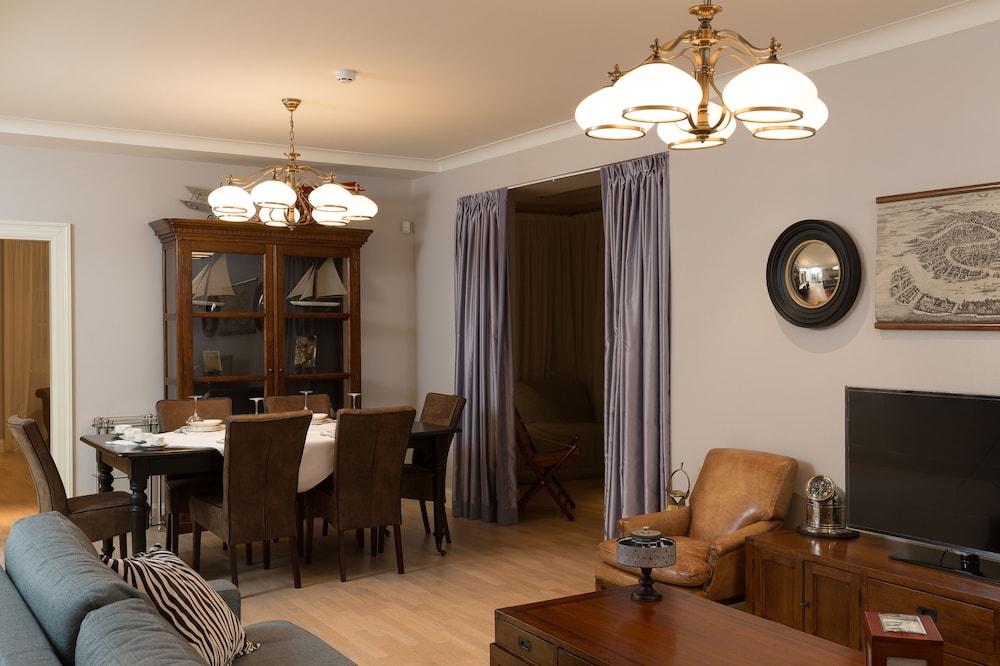 Aparthotel Wooden Villa