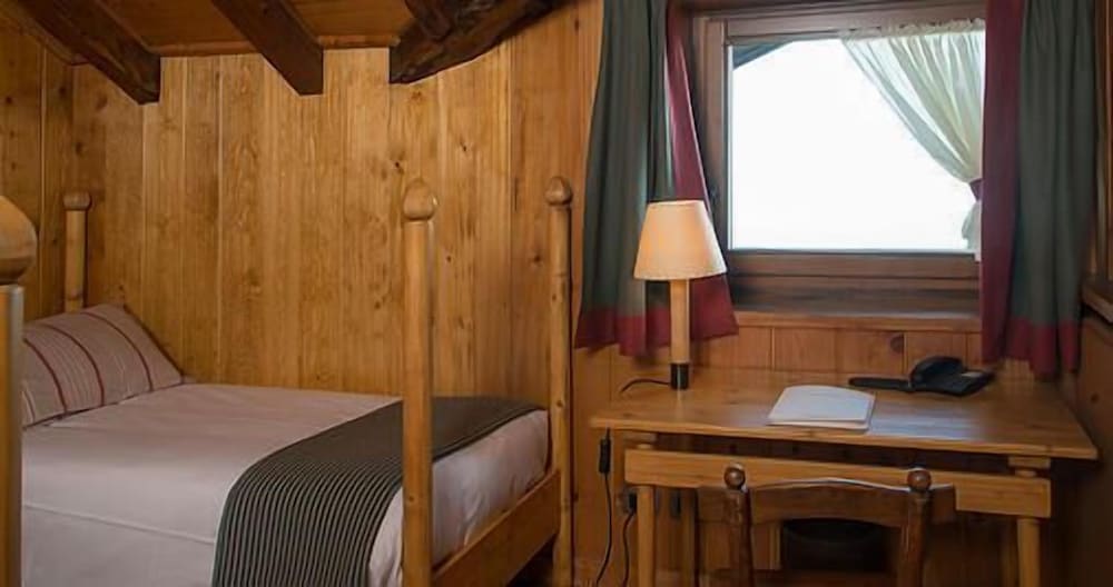 Albergo Ristorante Bucaneve