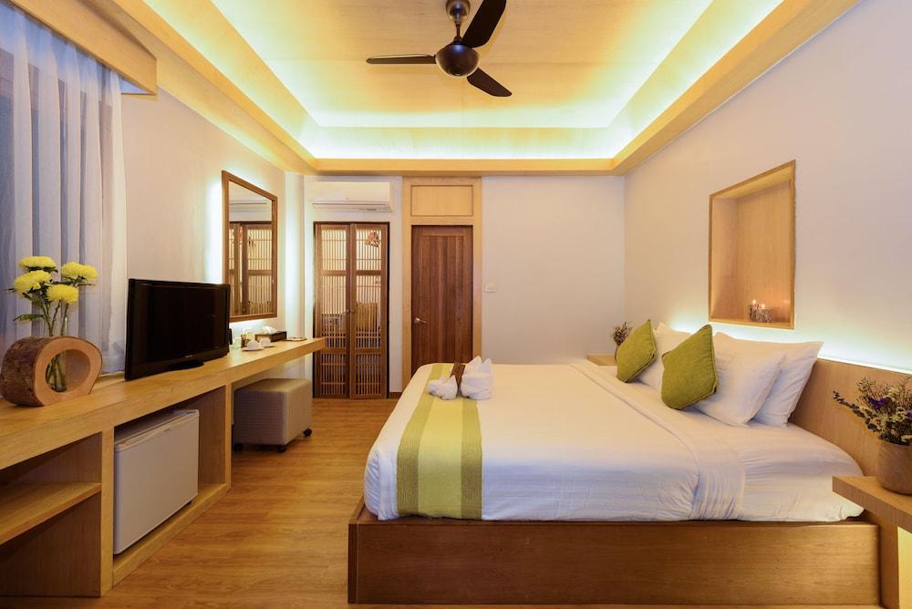 The Beach Natural Resort - Koh Kood