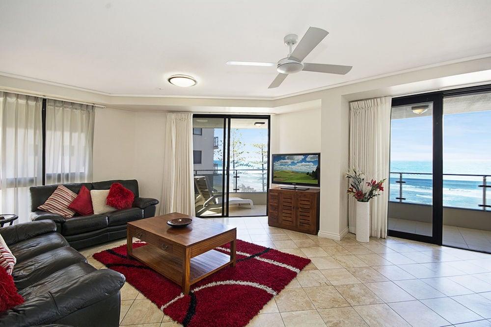 Clubb Coolum Beach Resort