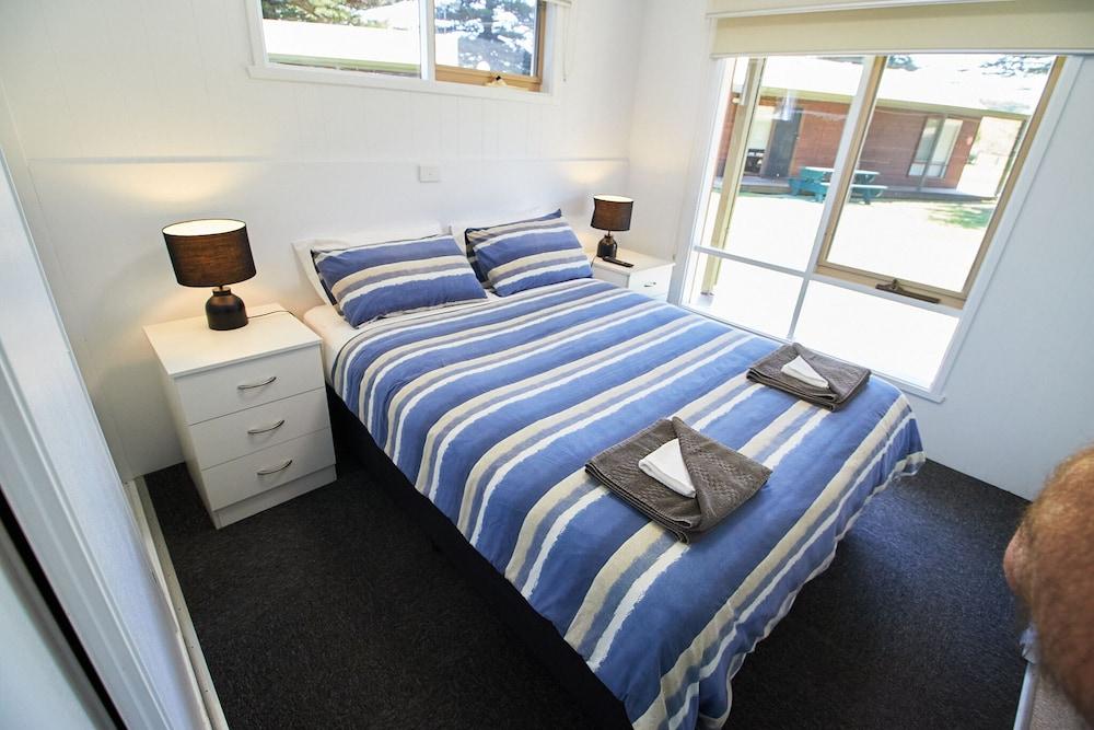 Surfside Holiday Park