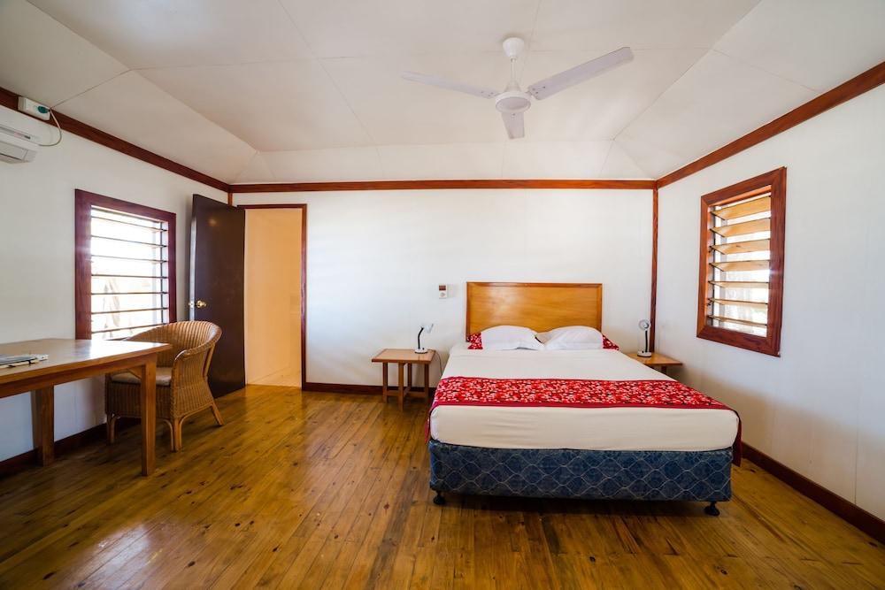 Ratu Kini Backpackers & Dive Resort