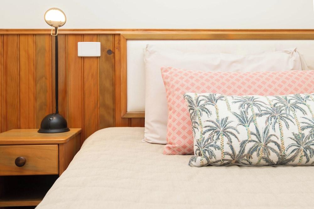 Daydreamer Apartments