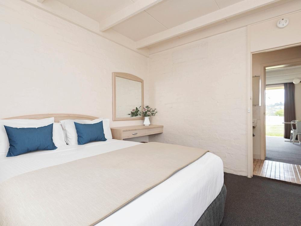 The Black Dolphin Holiday Park