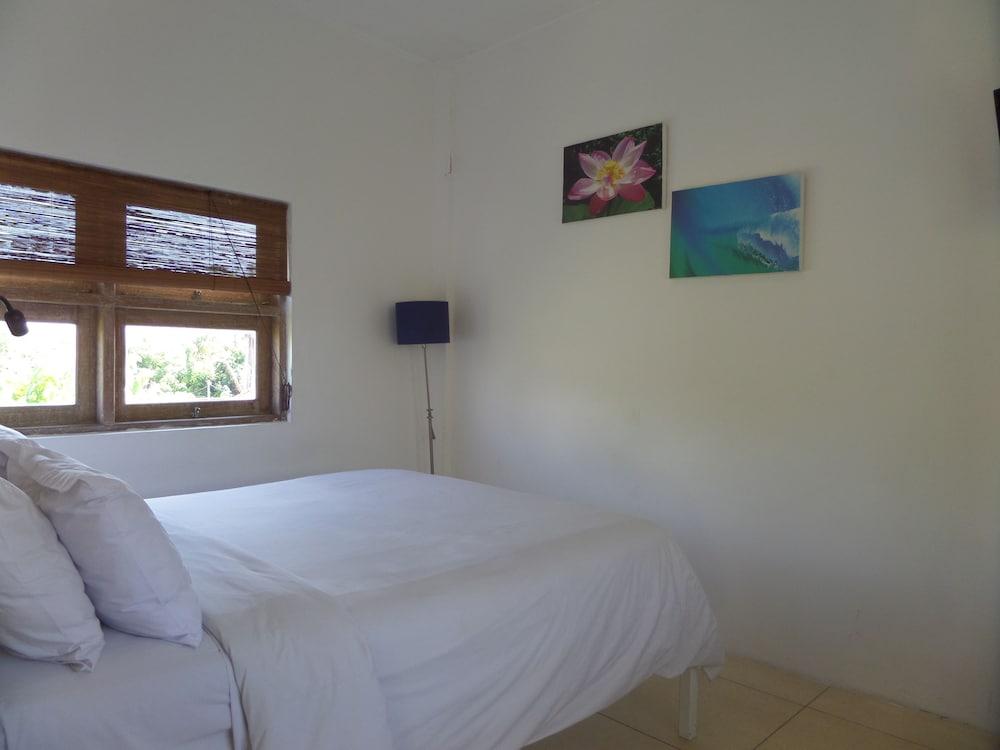 The Island Hotel Bali - Hostel