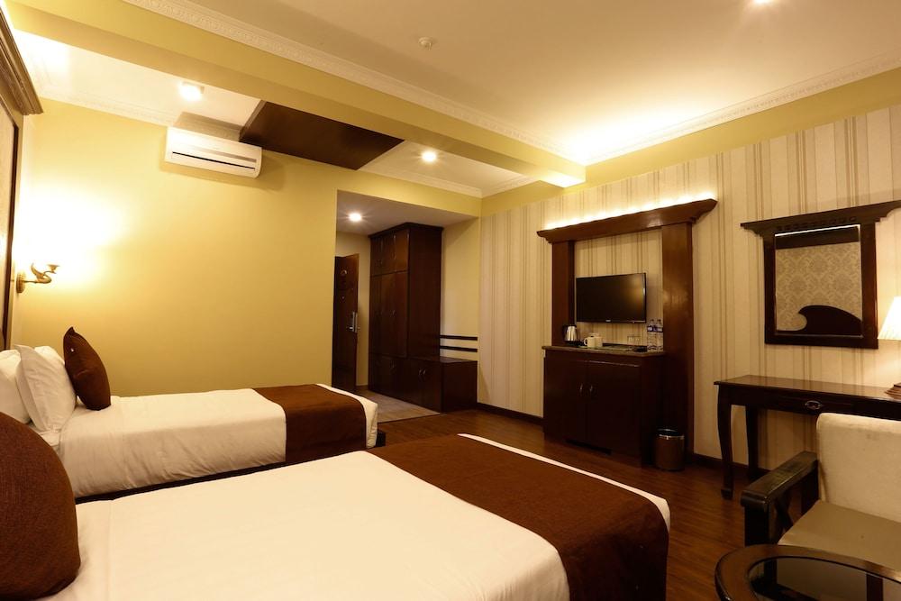 Da Yatra Courtyard Hotel & Resort