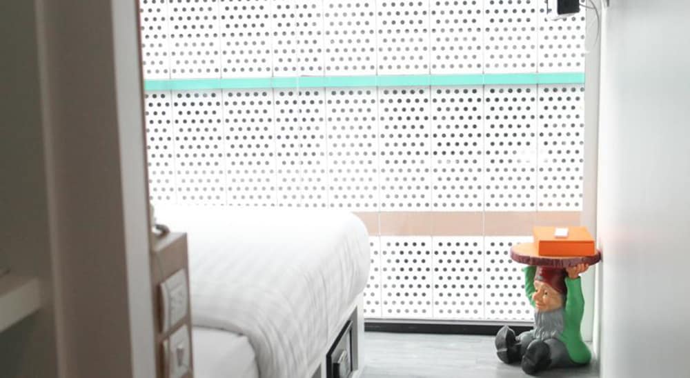 S Box Sukhumvit Hotel