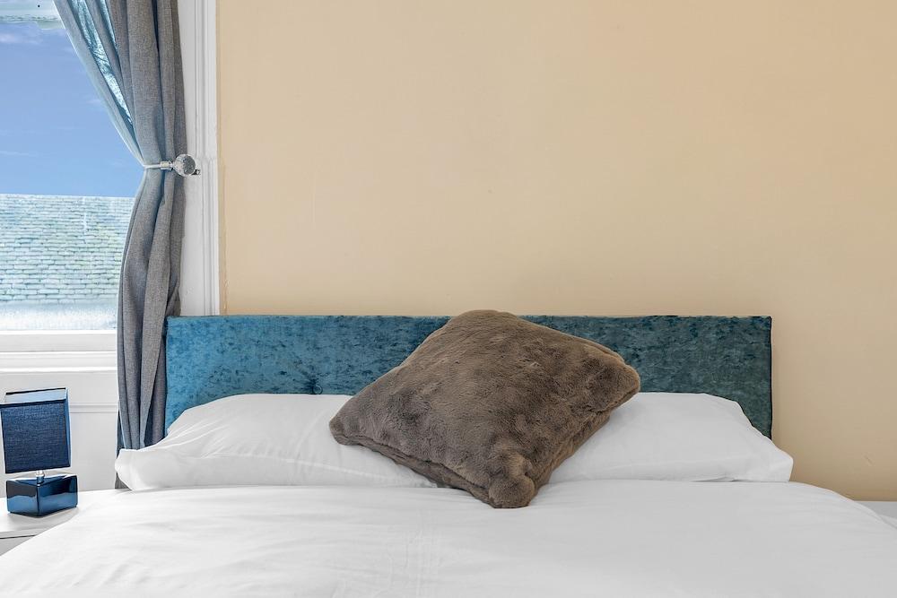 Tony Asga - Jasmine Apartment